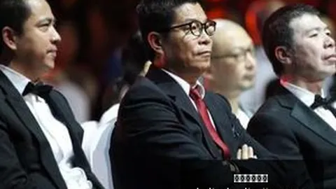 曼联密切关注霍尔转会，新合同无解约金条款